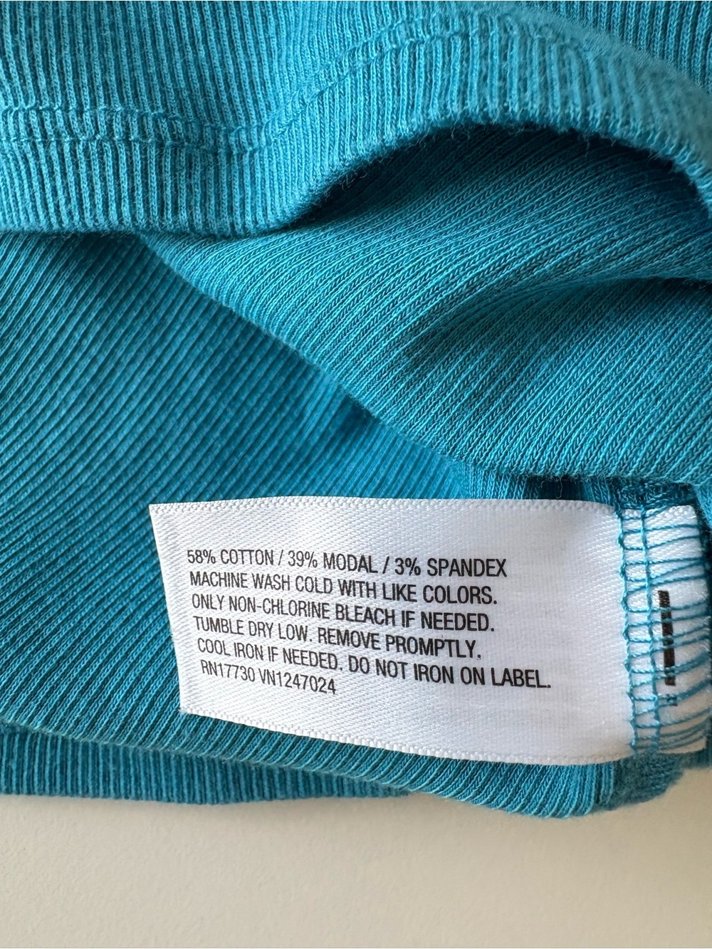 A new day Aqua Ribbed tank top Women’s Large - Picture 4 of 4